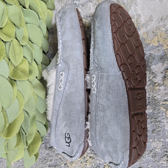 UGG Ansley Light Gray Moccasin Loafers - Picture 10 of 15